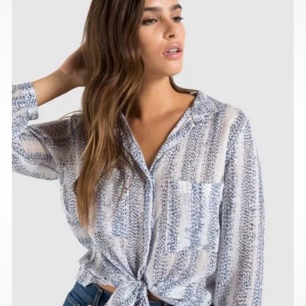 Anthropologie Cloth & Stone Blue Print Button Down Long Sleeve Lyocell Shirt M